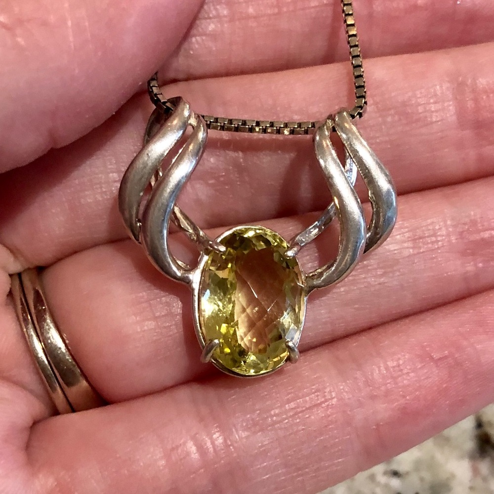 Canary Quartz Necklace